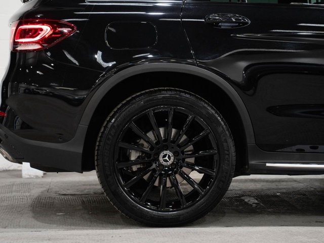 2020 Mercedes-Benz Glc 2L Amg Line 5dr - Photo 11