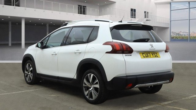 2017 PEUGEOT 2008 1.6 BlueHDi Allure SUV 5dr Diesel Manual Euro 6 (100 ps) - Photo 5