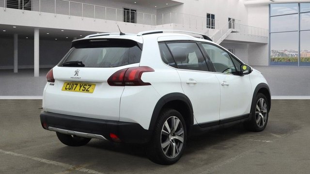 2017 PEUGEOT 2008 1.6 BlueHDi Allure SUV 5dr Diesel Manual Euro 6 (100 ps) - Photo 6