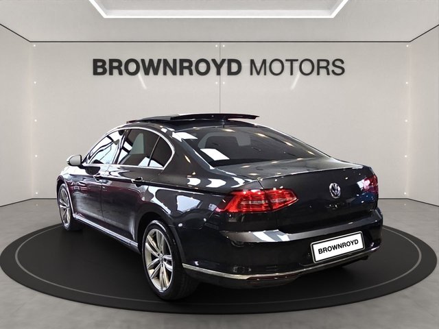 2019 Volkswagen Passat 1.5L Gt 4dr - Photo 5