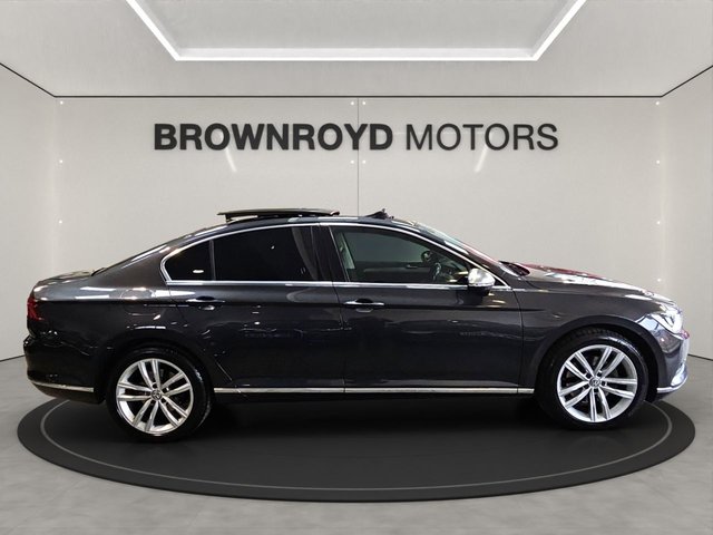 2019 Volkswagen Passat 1.5L Gt 4dr - Photo 8