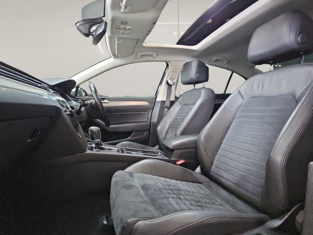 2019 Volkswagen Passat 1.5L Gt 4dr - Photo 10