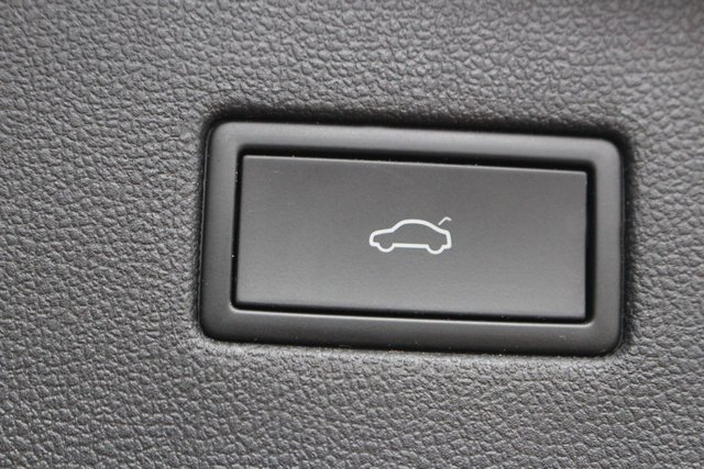 2022 VOLKSWAGEN TIGUAN ALLSPACE 1.5 TSI R-Line SUV 5dr Petrol DSG Euro 6 (s/s) (150 ps) - Photo 8