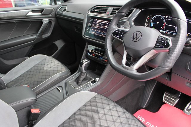 2022 VOLKSWAGEN TIGUAN ALLSPACE 1.5 TSI R-Line SUV 5dr Petrol DSG Euro 6 (s/s) (150 ps) - Photo 10