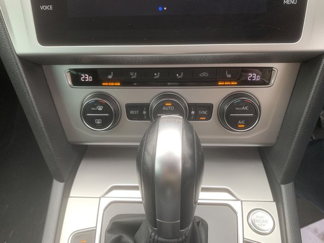 2018 VOLKSWAGEN PASSAT 2.0 TDI SE Business Estate 5dr Diesel DSG Euro 6 (s/s) (150 ps) - Photo 11