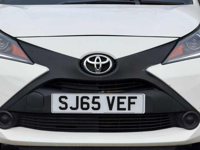 2015 TOYOTA AYGO - Photo 11
