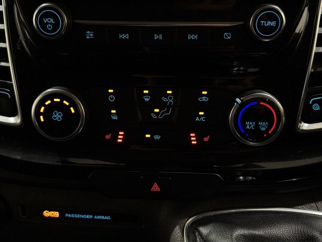 2021 Ford Transit Custom 2L Limited 5dr - Photo 11
