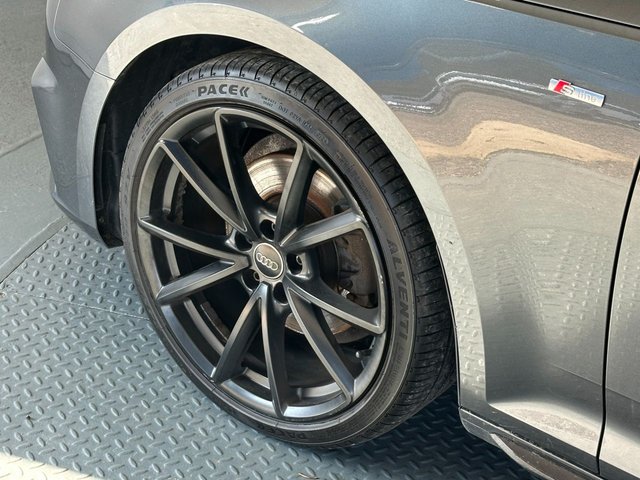 2018 AUDI A4 AVANT - Photo 12