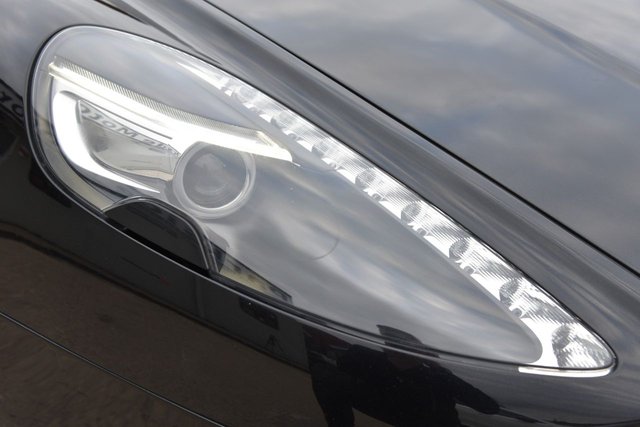 2018 Aston Martin RAPIDE S - Photo 12