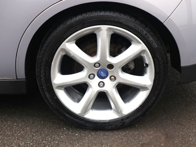 2011 Ford Grand C-Max 1L Titanium 5dr - Photo 8