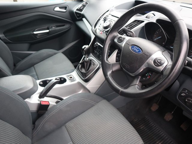 2011 Ford Grand C-Max 1L Titanium 5dr - Photo 10