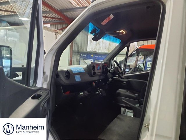2023 Mercedes-Benz Sprinter 2L Progressive 2dr - Photo 5