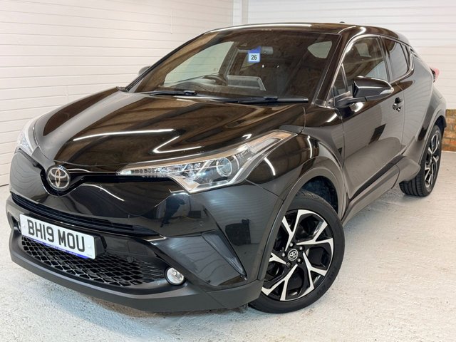 2019 TOYOTA C-HR 1.2 VVT-i Design SUV 5dr Petrol Manual Euro 6 (s/s) (116 ps) - Photo 2