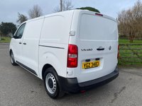 USED 2022 72 VAUXHALL VIVARO 2700 DYNAMIC L1 SWB 1.5TD 120PS High Specification Model With Air Con, Media Screen, Cruise Control, Parking Sensors, Twin Side Doors & Ply Lining!