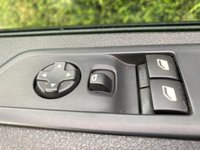 USED 2022 72 VAUXHALL VIVARO 2700 DYNAMIC L1 SWB 1.5TD 120PS High Specification Model With Air Con, Media Screen, Cruise Control, Parking Sensors, Twin Side Doors & Ply Lining!