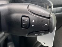 USED 2022 72 VAUXHALL VIVARO 2700 DYNAMIC L1 SWB 1.5TD 120PS High Specification Model With Air Con, Media Screen, Cruise Control, Parking Sensors, Twin Side Doors & Ply Lining!
