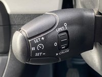 USED 2022 72 VAUXHALL VIVARO 2700 DYNAMIC L1 SWB 1.5TD 120PS High Specification Model With Air Con, Media Screen, Cruise Control, Parking Sensors, Twin Side Doors & Ply Lining!
