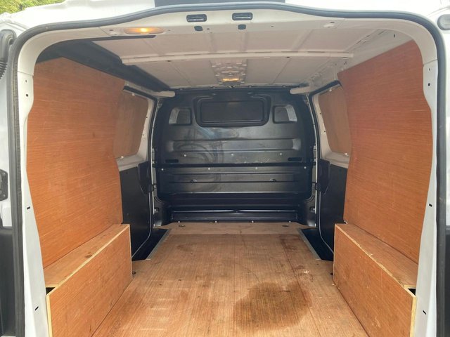 2022 VAUXHALL VIVARO - Photo 10