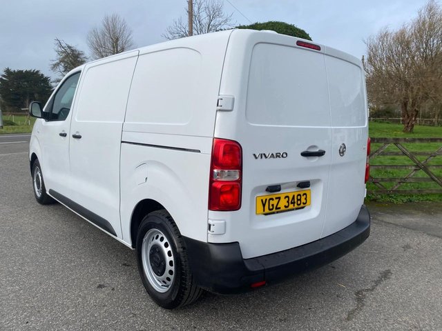 2022 VAUXHALL VIVARO - Photo 8
