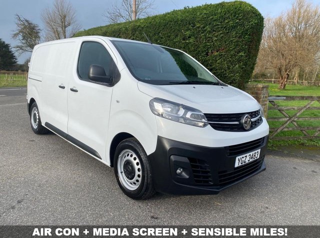 2022 VAUXHALL VIVARO