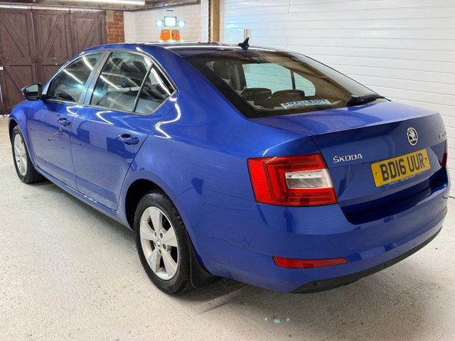 2016 SKODA OCTAVIA 2.0 TDI SE L Hatchback 5dr Diesel Manual Euro 6 (s/s) (150 ps) - Photo 6
