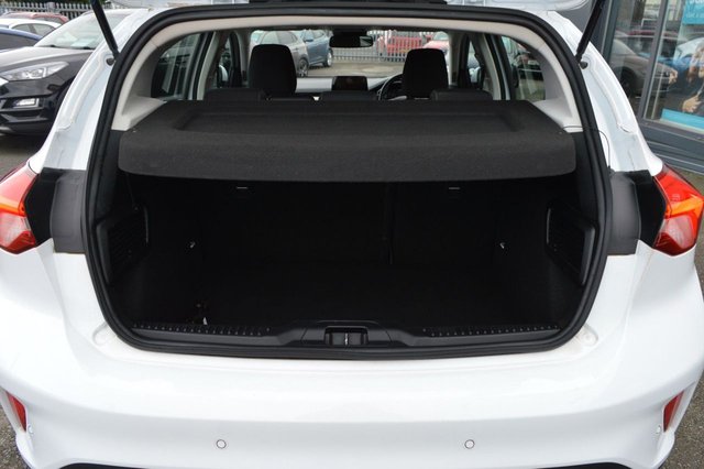 2018 FORD FOCUS 1.0T EcoBoost Titanium Hatchback 5dr Petrol Manual Euro 6 (s/s) (125 ps) - Photo 8