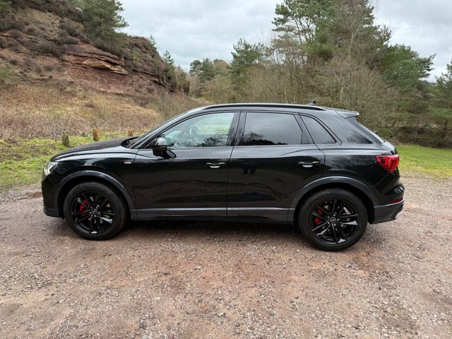 2022 AUDI Q3 2.0 TDI 40 Black Edition SUV 5dr Diesel S Tronic quattro Euro 6 (s/s) (200 ps) - Photo 2