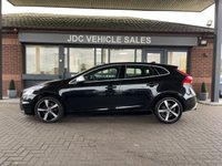 USED 2018 18 VOLVO V40 2.0 D2 R-Design Hatchback 5dr Diesel Manual Euro 6 (s/s) (120 ps) 