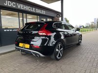 USED 2018 18 VOLVO V40 2.0 D2 R-Design Hatchback 5dr Diesel Manual Euro 6 (s/s) (120 ps) 