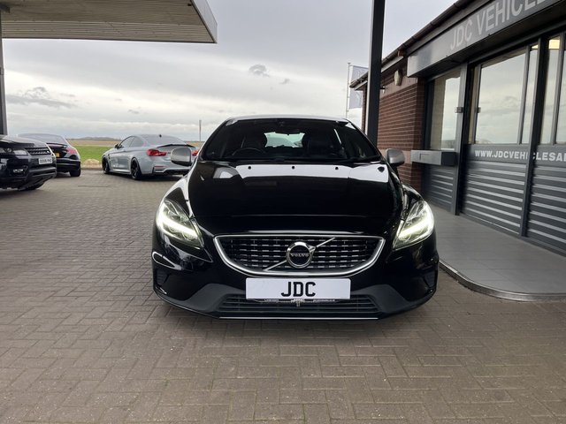 2018 VOLVO V40 2018 2.0 D2 R-Design Hatchback 5dr Diesel Manual Euro 6 (s/s) (120 ps) - Photo 7