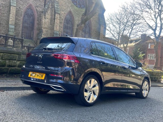 2021 Volkswagen Golf 2L Style 5dr - Photo 5