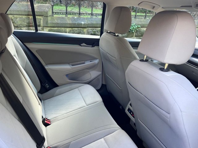 2021 Volkswagen Golf 2L Style 5dr - Photo 11