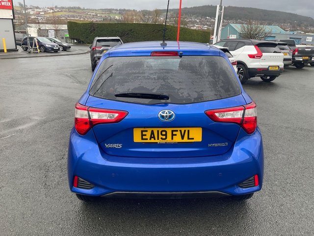 2019 TOYOTA YARIS - Photo 5