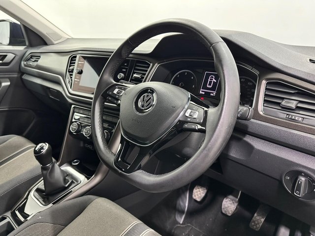 2020 Volkswagen T-Roc - Photo 11