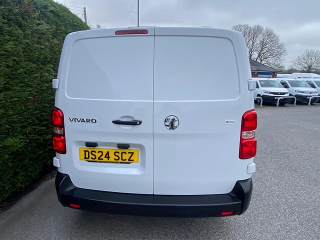 2024 VAUXHALL VIVARO - Photo 8