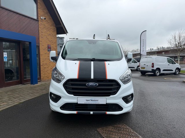 2019 Ford Transit Custom 2L Sport 5dr - Photo 2