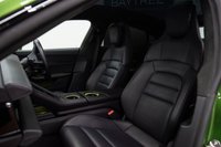 USED 2023 23 PORSCHE TAYCAN Performance Plus 93.4kWh Turbo Saloon  