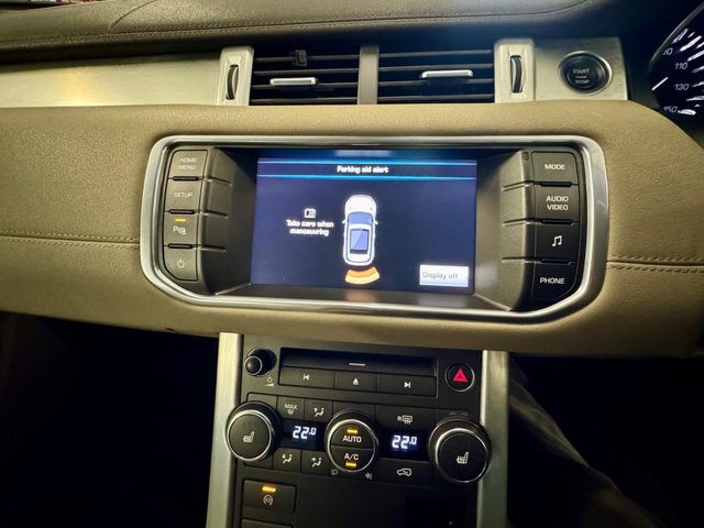 2013 LAND ROVER RANGE ROVER EVOQUE 2.2 eD4 Pure Coupe 3dr Diesel Manual FWD Euro 5 (s/s) (150 ps) - Photo 8