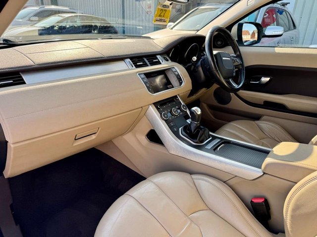 2013 LAND ROVER RANGE ROVER EVOQUE 2.2 eD4 Pure Coupe 3dr Diesel Manual FWD Euro 5 (s/s) (150 ps) - Photo 11