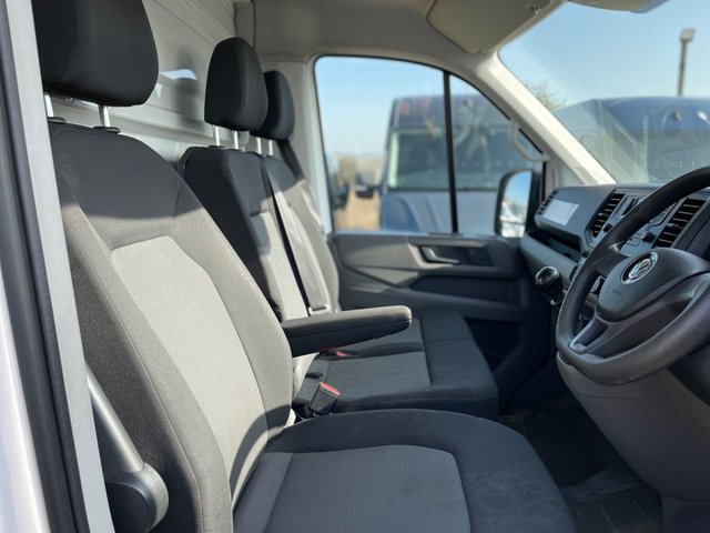 2019 Volkswagen Crafter 2L Startline 2dr - Photo 4
