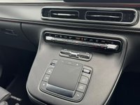 USED 2025 25 MERCEDES-BENZ V-CLASS 2.0 V220d Premium MPV 5dr Diesel G-Tronic+ Euro 6 (s/s) (8 Seat, Extra Long) (163 ps) 1 Owner From Brand New