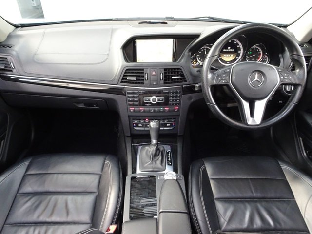 2011 MERCEDES-BENZ E-CLASS 1.8 E250 BlueEfficiency SE Edition 125 Cabriolet 2dr Petrol G-Tronic+ Euro 5 (s/s) (204 ps) - Photo 2