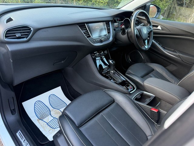 2018 Vauxhall Grandland X 1.6L Elite Nav 5dr - Photo 8