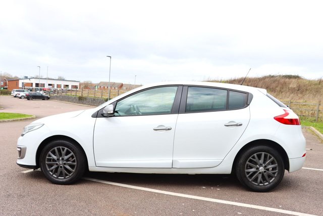 2014 RENAULT MEGANE - Photo 7
