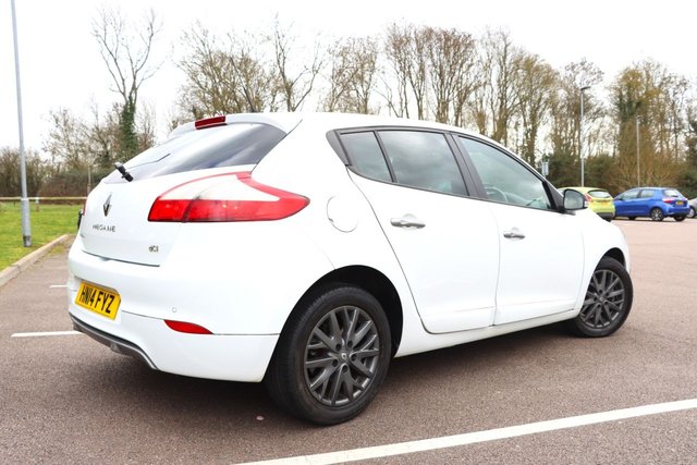 2014 RENAULT MEGANE - Photo 10
