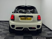 USED 2018 68 MINI HATCH 2.0 Cooper S Sport Hatchback 3dr Petrol Manual Euro 6 (s/s) (192 ps) 1 Previous Owner / Sat Nav / DAB Radio / Bluetooth / Isofix / Privacy Glass