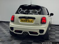 USED 2018 68 MINI HATCH 2.0 Cooper S Sport Hatchback 3dr Petrol Manual Euro 6 (s/s) (192 ps) 1 Previous Owner / Sat Nav / DAB Radio / Bluetooth / Isofix / Privacy Glass