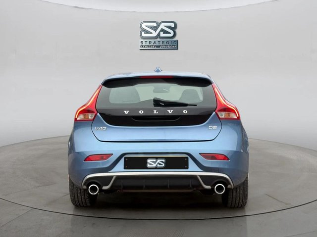 2016 Volvo V40 2L R-Design 5dr - Photo 6