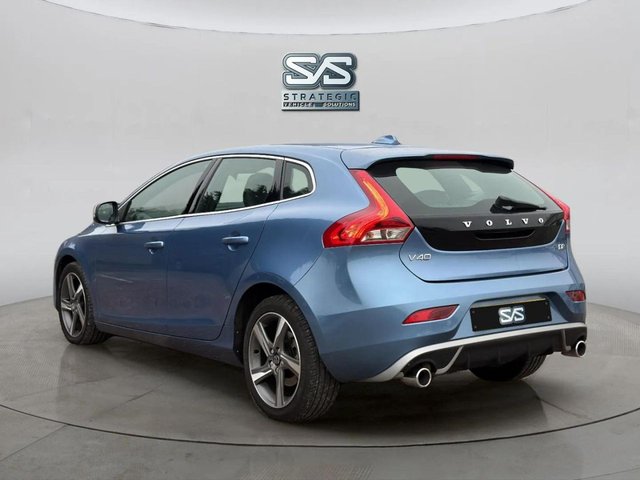 2016 Volvo V40 2L R-Design 5dr - Photo 7