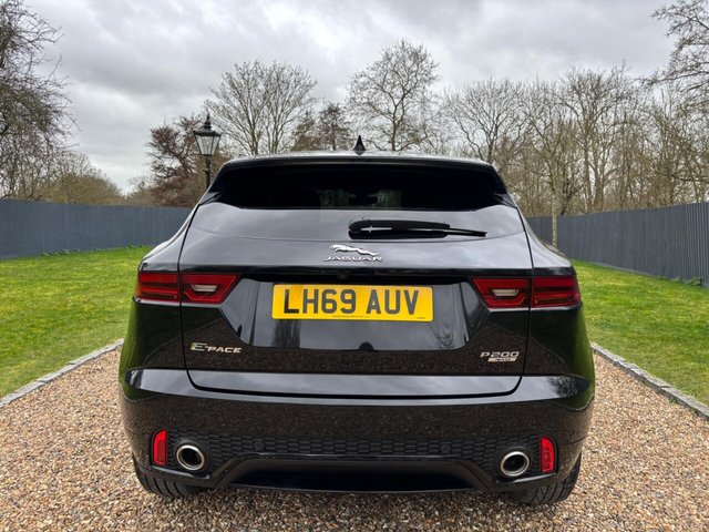 2019 JAGUAR E-PACE - Photo 8